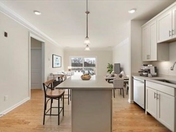 3 Peters Farm Way 210, Westborough MA 01581