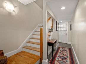 37 Waverly 37, Brookline MA 02445