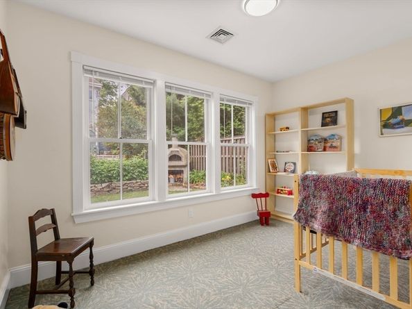 37 Waverly 37, Brookline MA 02445