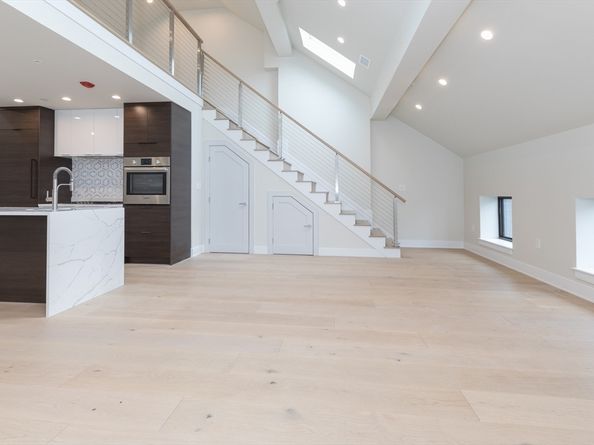 577 Massachusetts Ave PH, Boston MA 02118