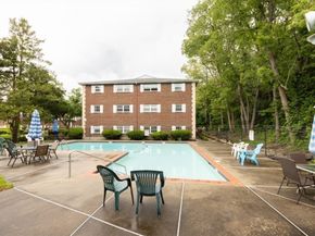 5 Cass St 12, Boston MA 02132