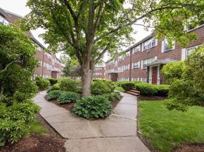 5 Cass St 12, Boston MA 02132