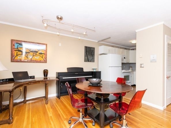 5 Cass St 12, Boston MA 02132