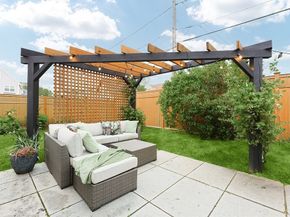 18 Carolina St, Medford MA 02155