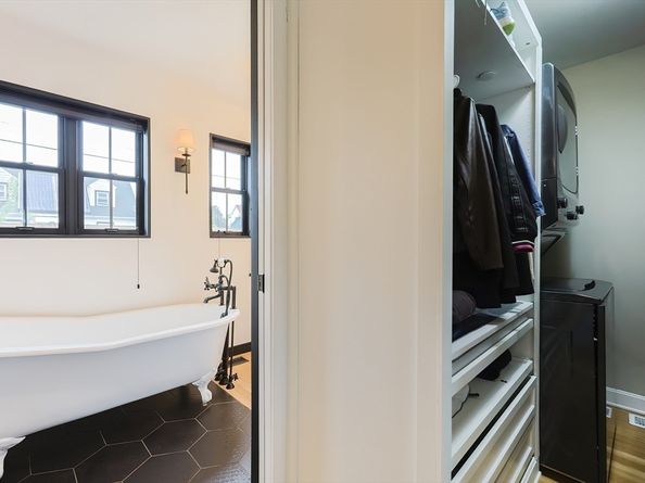 18 Carolina St, Medford MA 02155