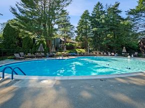 51 Tamarack Ln 51, Peabody MA 01960