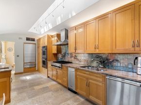 90 Mount Vernon St, Boston MA 02108