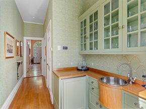 90 Mount Vernon St, Boston MA 02108