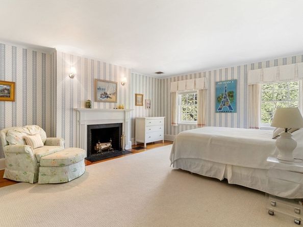 90 Mount Vernon St, Boston MA 02108