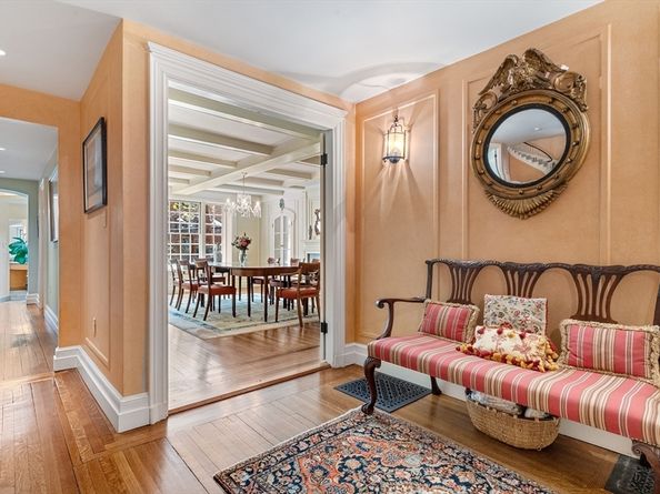 90 Mount Vernon St, Boston MA 02108