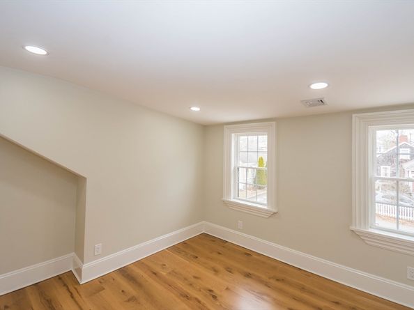 12 Cannon, Mattapoisett MA 02739
