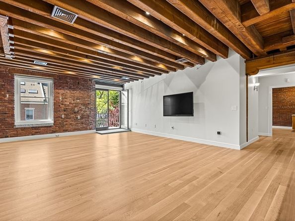 343 Commercial St 212, Boston MA 02109