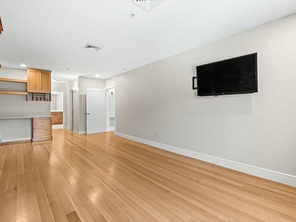 343 Commercial St 212, Boston MA 02109