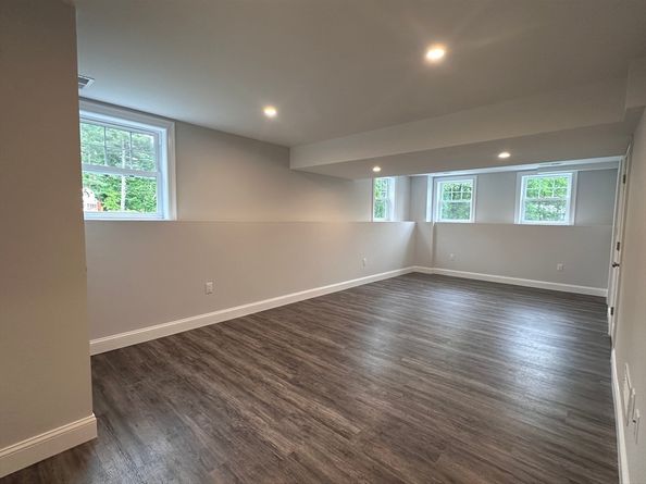 58 Dudley Rd, Billerica MA 01821