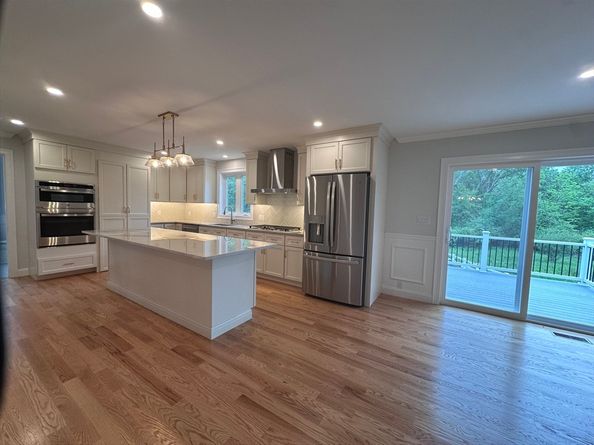 58 Dudley Rd, Billerica MA 01821