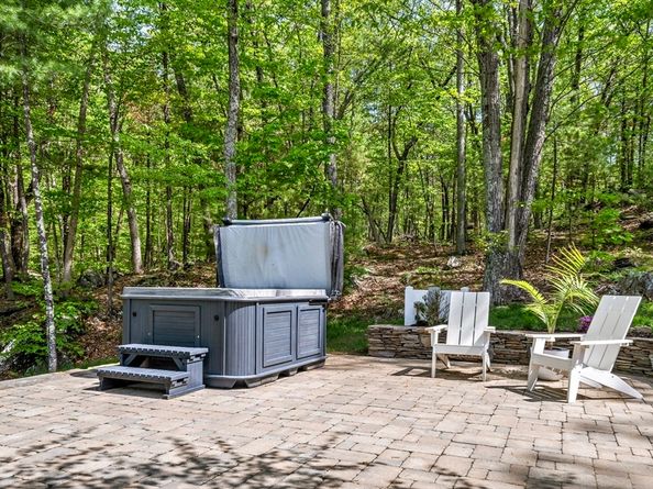 122 Green St., Northborough MA 01532