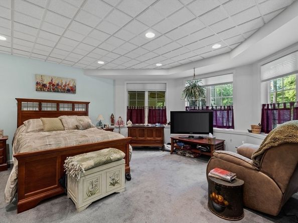 37 Grey Lane, Lynnfield MA 01940