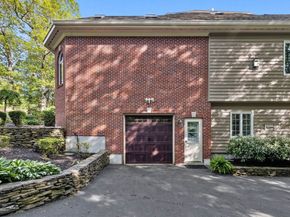 37 Grey Lane, Lynnfield MA 01940