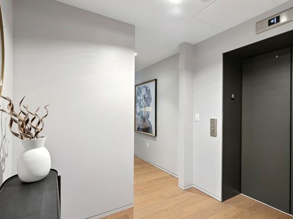 10 Farnsworth St 3B, Boston MA 02210