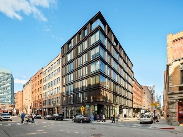 10 Farnsworth St 3B, Boston MA 02210