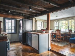 5 County St, Ipswich MA 01938