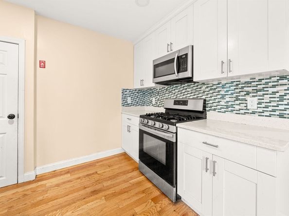 222 Menlo St, Brockton MA 02301