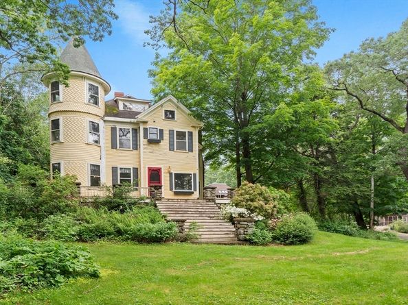 21 Main St, Newbury MA 01922