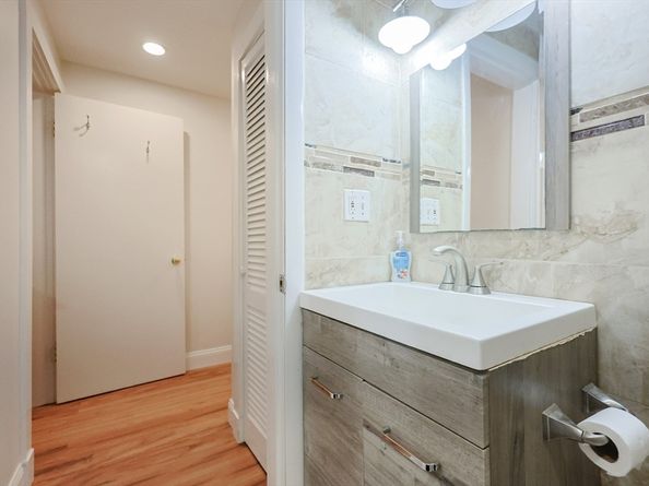 33 Inman St 1B, Cambridge MA 02139
