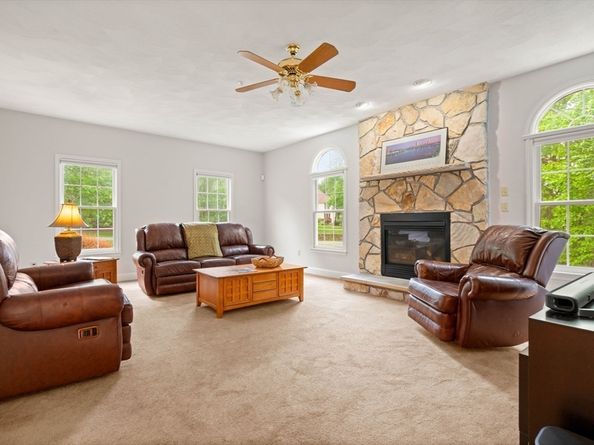 30 Sherwood Drive, North Andover MA 01845