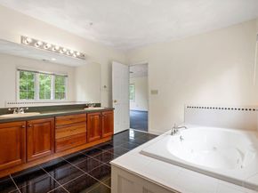 30 Sherwood Drive, North Andover MA 01845