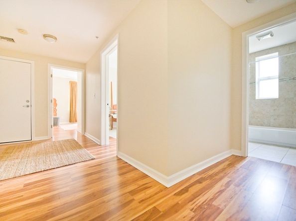 39-41 Bishop Joe L Smith Way 10, Boston MA 02121