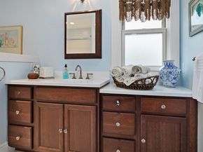 5 Allen Ave, Rockport MA 01966