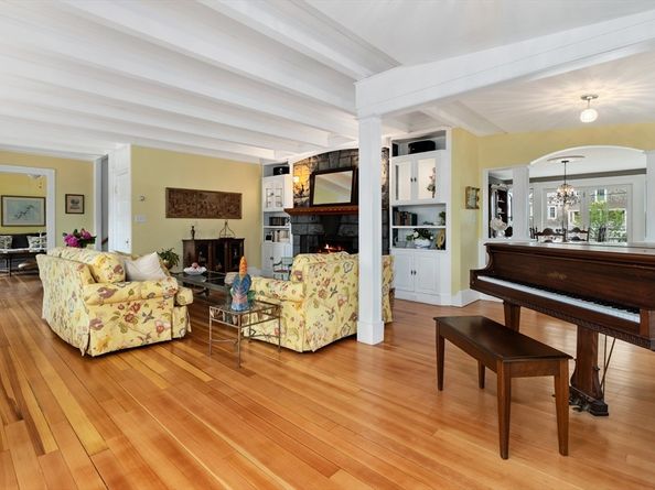 5 Allen Ave, Rockport MA 01966