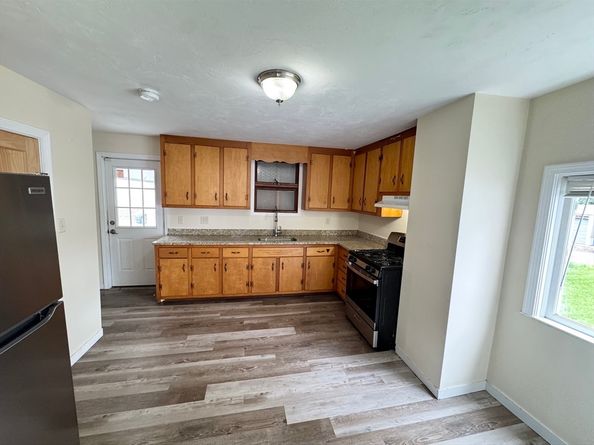 34 Cutler St, Worcester MA 01604