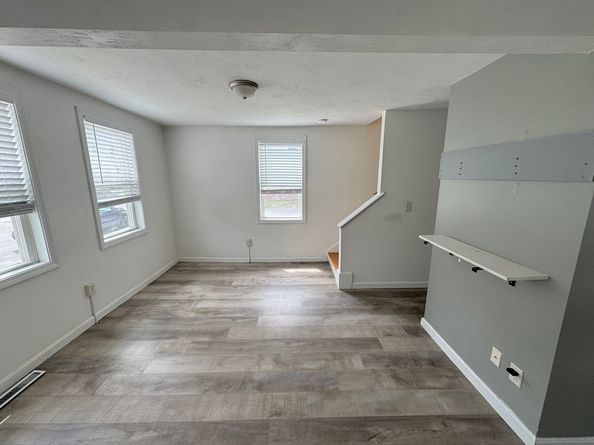 34 Cutler St, Worcester MA 01604