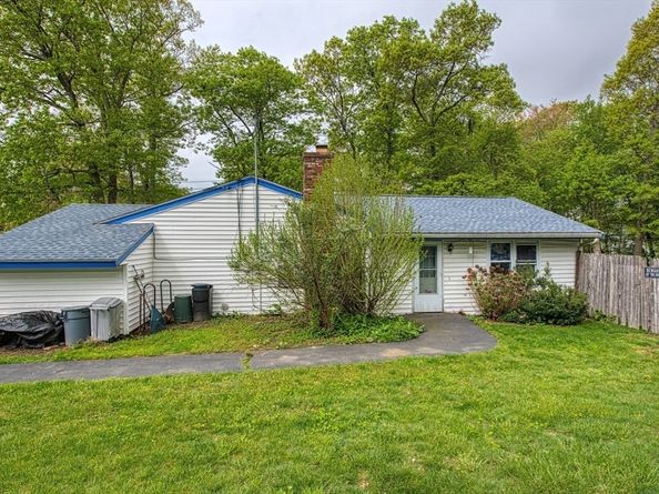 51 Darby Rd, Brockton MA 02302