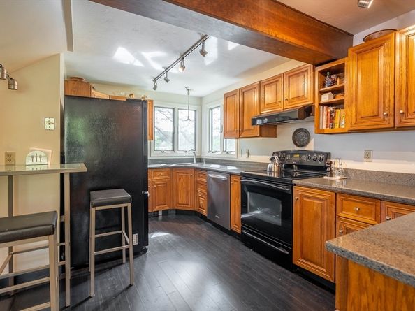 91 Clark Rd, Spencer MA 01562