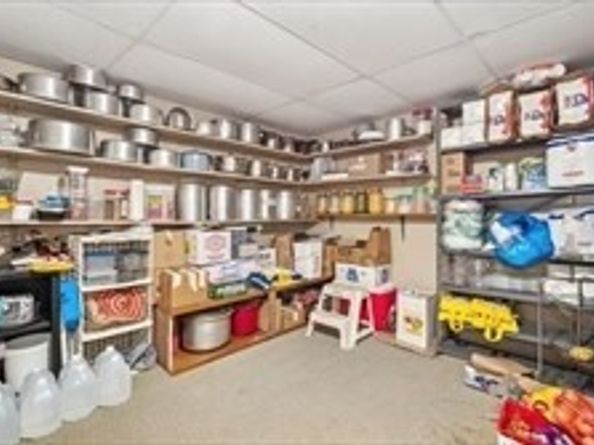 6 Arthur  Woods Ave, Burlington MA 01803