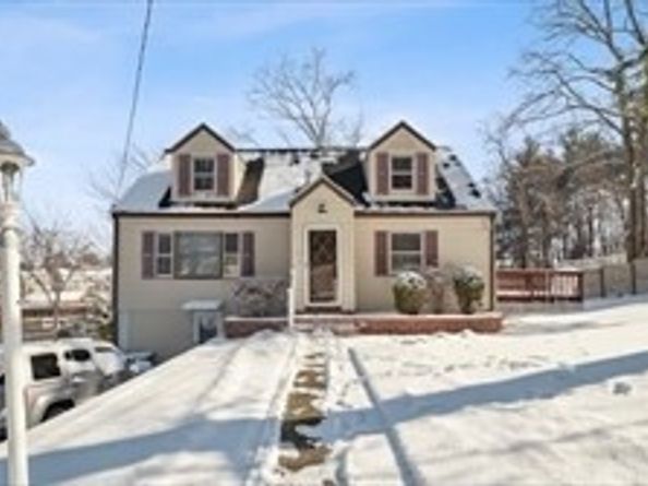 6 Arthur  Woods Ave, Burlington MA 01803