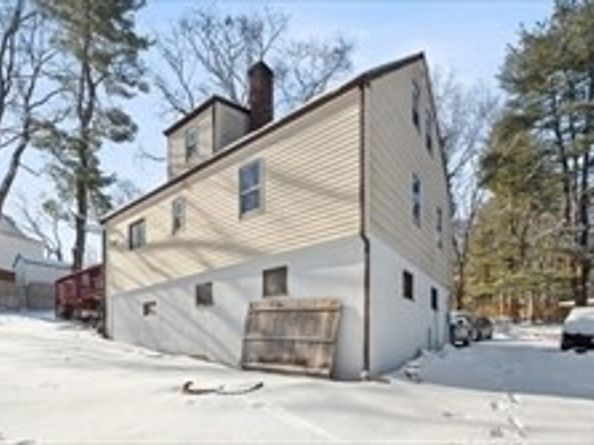 6 Arthur  Woods Ave, Burlington MA 01803