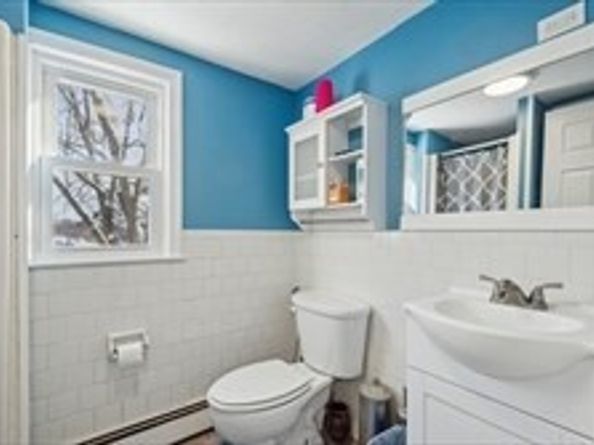 6 Arthur  Woods Ave, Burlington MA 01803