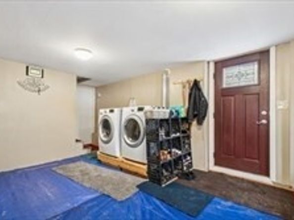 6 Arthur  Woods Ave, Burlington MA 01803
