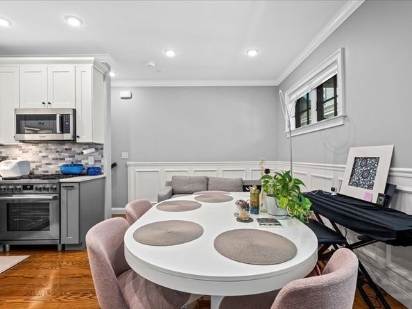 104 Beacon St 2, Somerville MA 02143