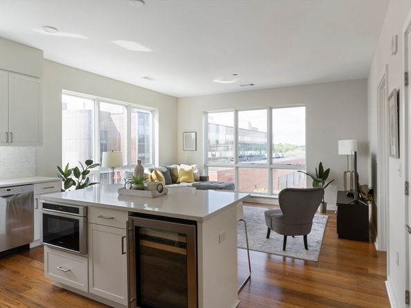 3531 Washington St 501, Boston MA 02130