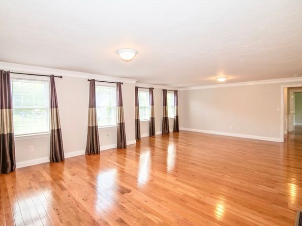 12 Kestrel Ln 7, Westford MA 01886