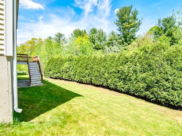 12 Kestrel Ln 7, Westford MA 01886