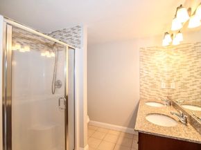 12 Kestrel Ln 7, Westford MA 01886