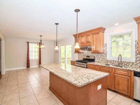 12 Kestrel Ln 7, Westford MA 01886