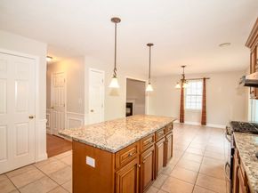 12 Kestrel Ln 7, Westford MA 01886