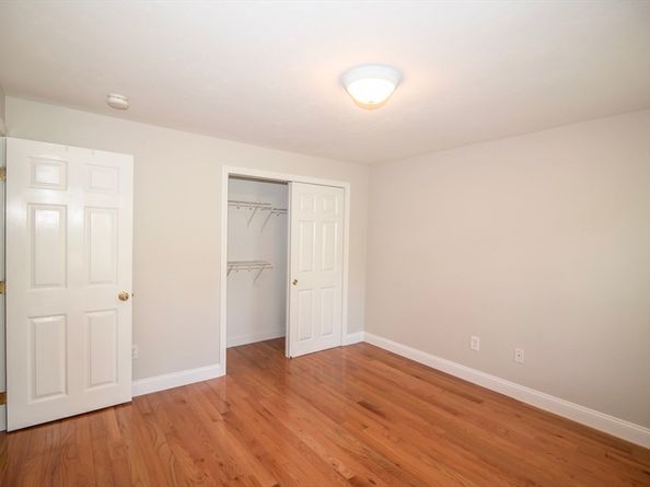 12 Kestrel Ln 7, Westford MA 01886